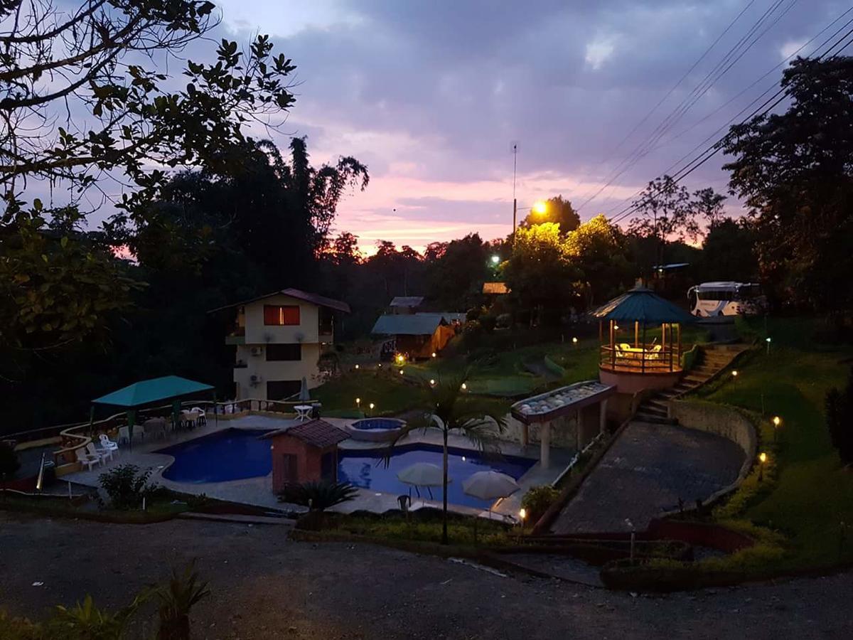 Hostería Kasadasa Santo Domingo de los Colorados Exterior foto